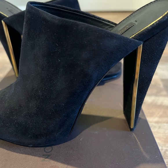 Louis Vuitton black suede mule heel. Worn once. - Picture 2 of 5